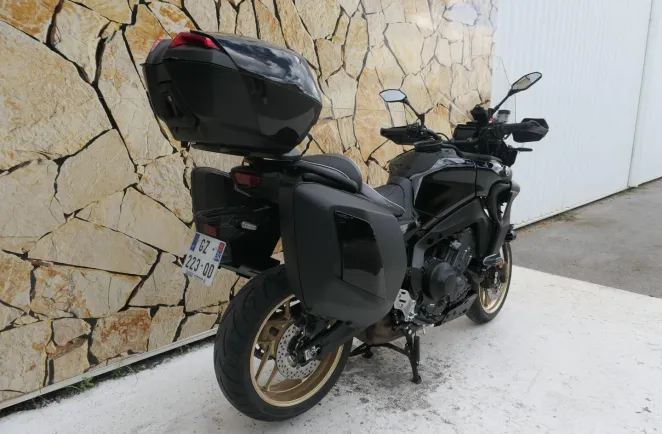 YAMAHA 9 GT + Options