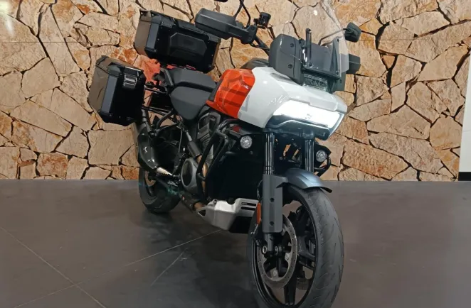 HARLEY-DAVIDSON Pan America 1250 Couleur