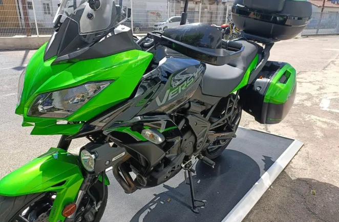 KAWASAKI 650 GRAND TOURER BRIDABLE A2