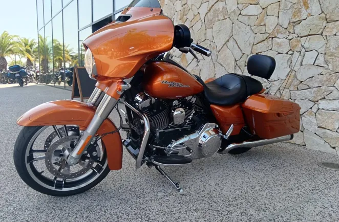 HARLEY-DAVIDSON Special 1690 Couleur 12/2014
