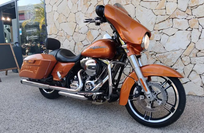 HARLEY-DAVIDSON Special 1690 Couleur 12/2014