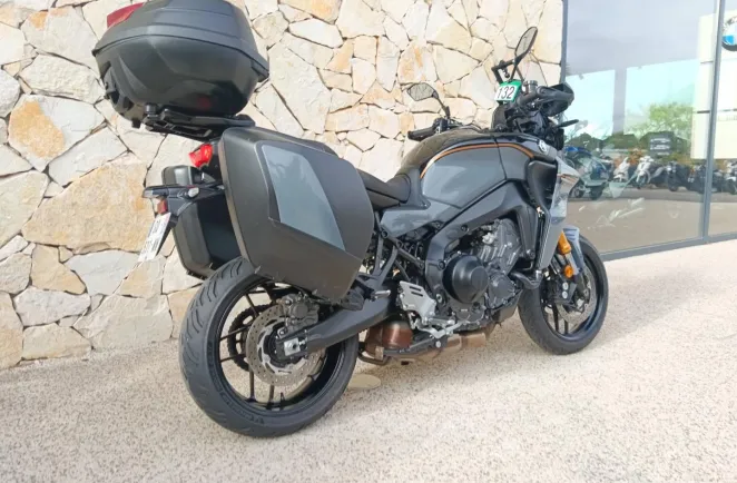 YAMAHA 9 900 GT+  Gt plus