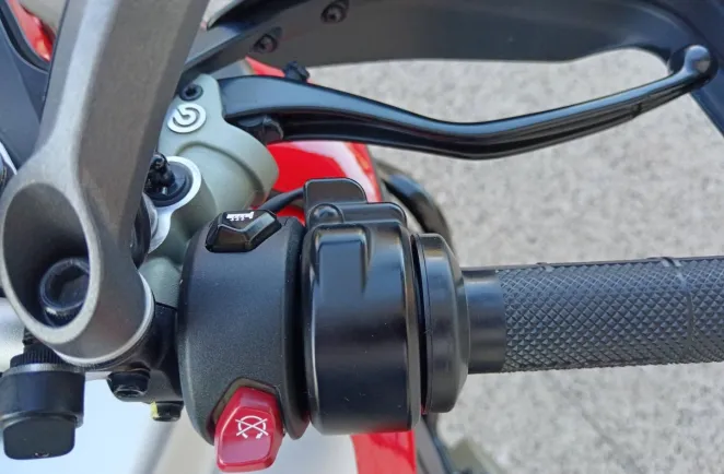 DUCATI Multistrada V4 Rally 1160 Radar