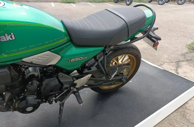 KAWASAKI 650 RS BRIDABLE A2