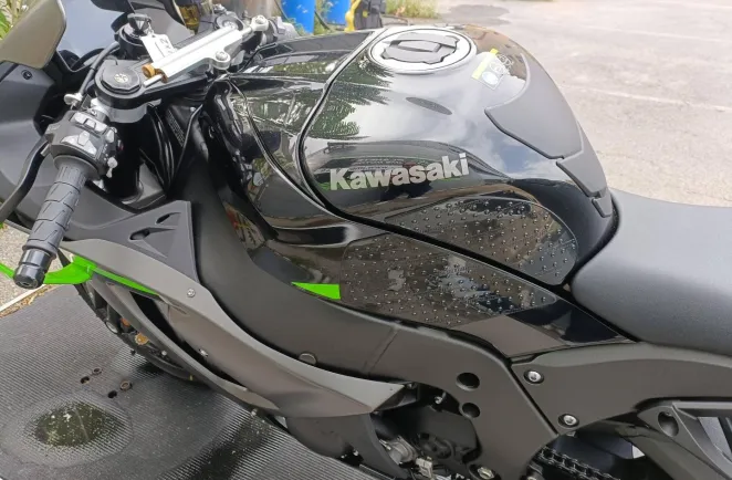 KAWASAKI -10R 1000 Ninja 2026 ZX10R GARANTIE 16/04/2030