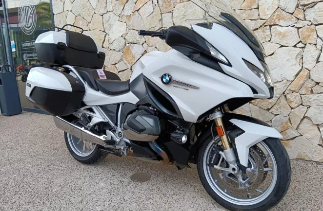 BMW 1250 RT full pack + top case