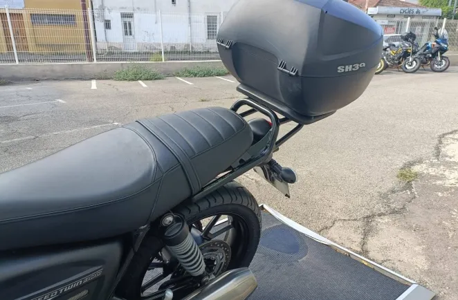 TRIUMPH 900 BRIDER A2 PNEUS NEUF REVISEE