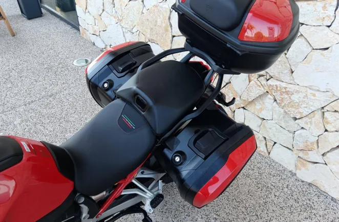 DUCATI V4 S  Travel & Radar