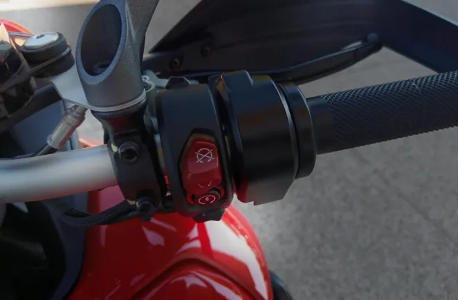 DUCATI V4 Rally Full Adventure + OPTIONS
