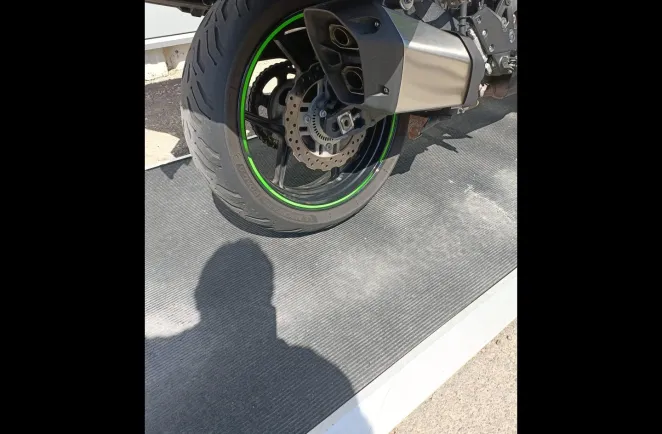 KAWASAKI 1000 S GRAND TOURER +GPS +REVISEE