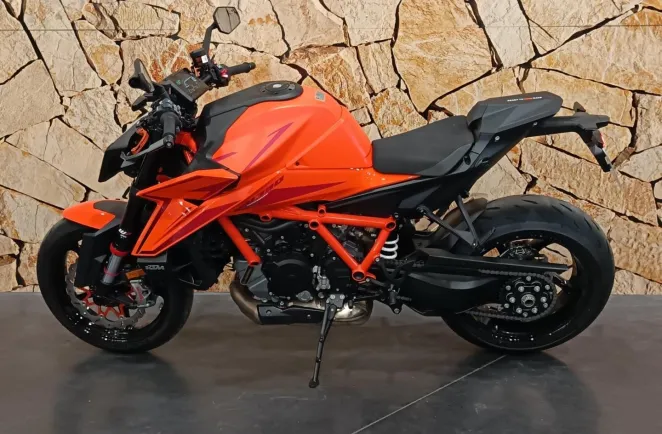 KTM Super Duke 1390 R 2025