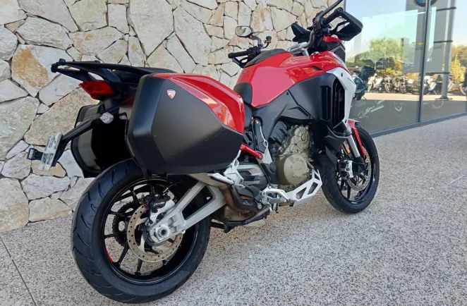 DUCATI V4 S 1160 Travel & Radar + OPTIONS. V4S