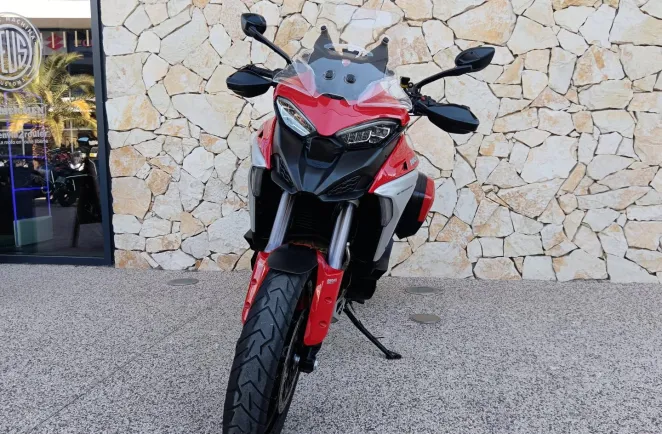 DUCATI V4 S 1160 Travel & Radar + OPTIONS. V4S