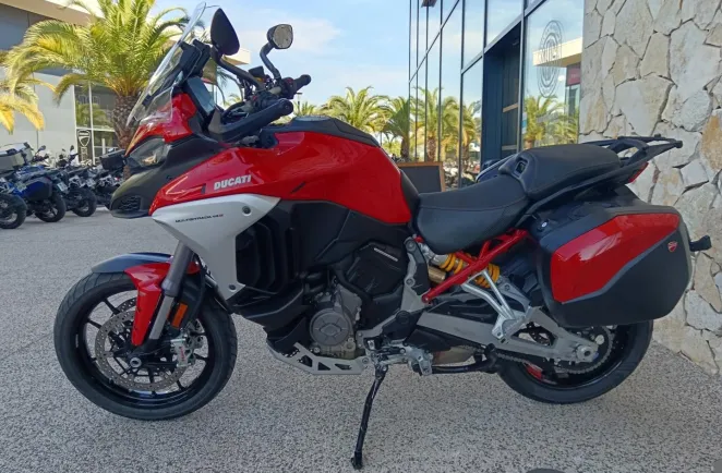 DUCATI V4 S 1160 Travel & Radar + OPTIONS. V4S