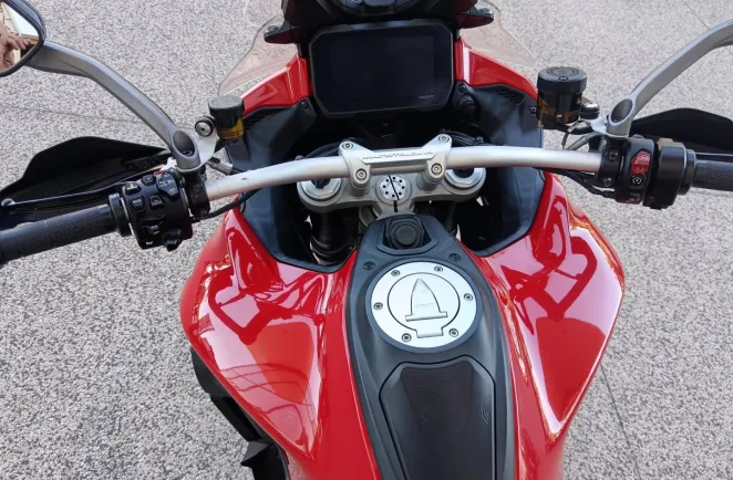 DUCATI V4 S 1160 Travel & Radar + OPTIONS. V4S