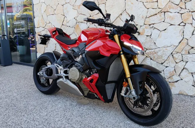 DUCATI 1103 V4 S