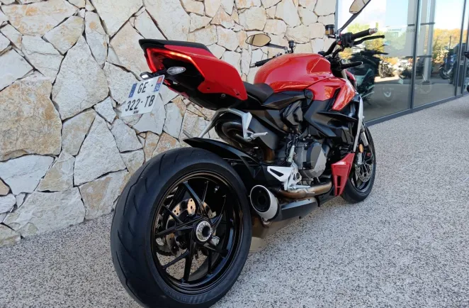 DUCATI V2 955