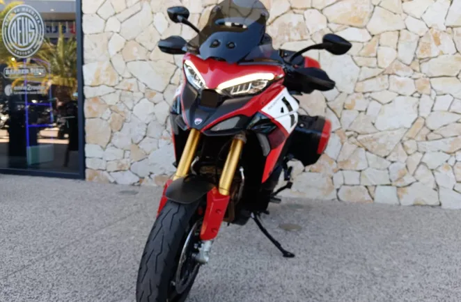 DUCATI V4 Pikes Peak + options