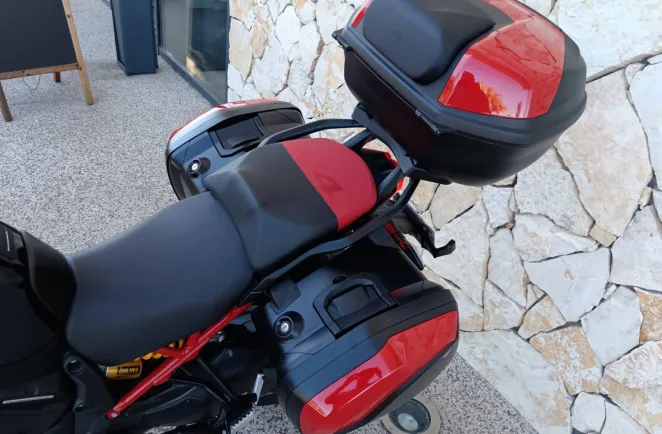 DUCATI V4 Pikes Peak + options