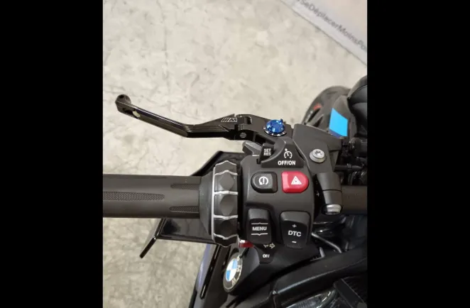 BMW M 1000 R