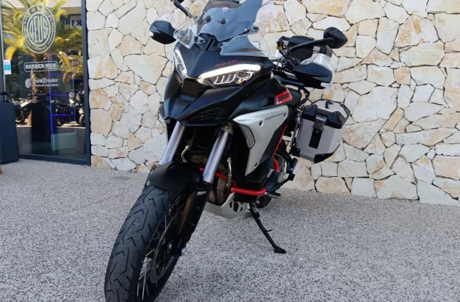 DUCATI V4 Rally 1160 Adventure Travel & Radar