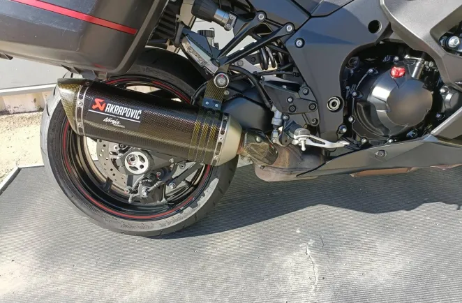 KAWASAKI NINJA 1000 SX PACK TOURER + PACK SPORT(pot akrapovic...ect...)