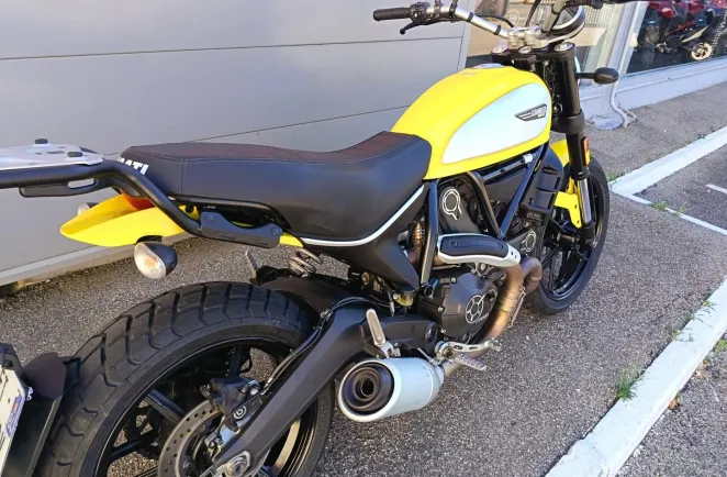DUCATI Scrambler 800 Icon ABS dépôt-vente