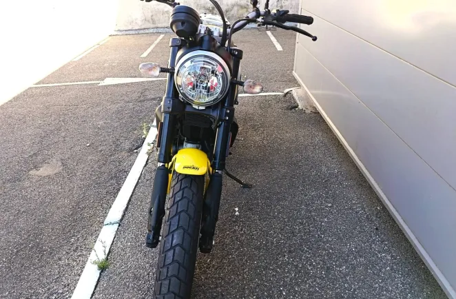 DUCATI Scrambler 800 Icon ABS dépôt-vente