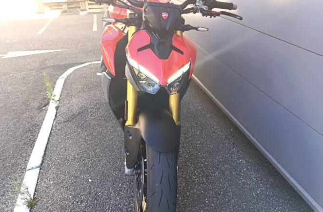 DUCATI 890 Streetfighter V2 S 1ère main Termignoni