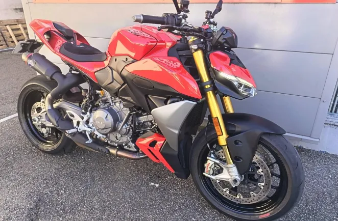DUCATI 890 Streetfighter V2 S 1ère main Termignoni