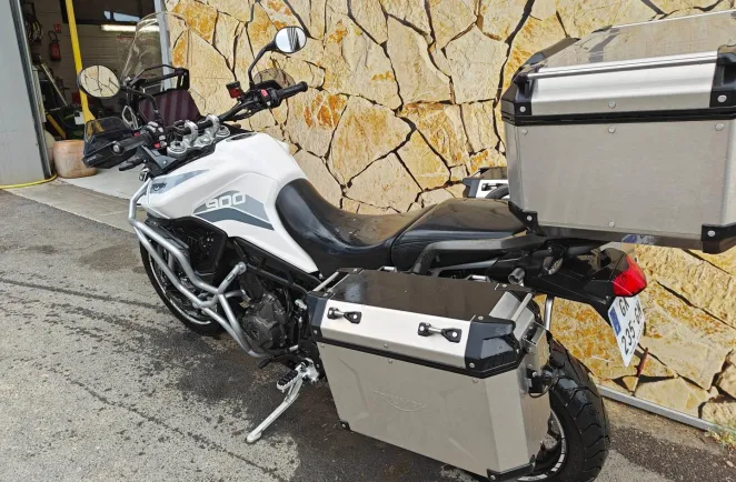 TRIUMPH Tiger 900 GT Pro