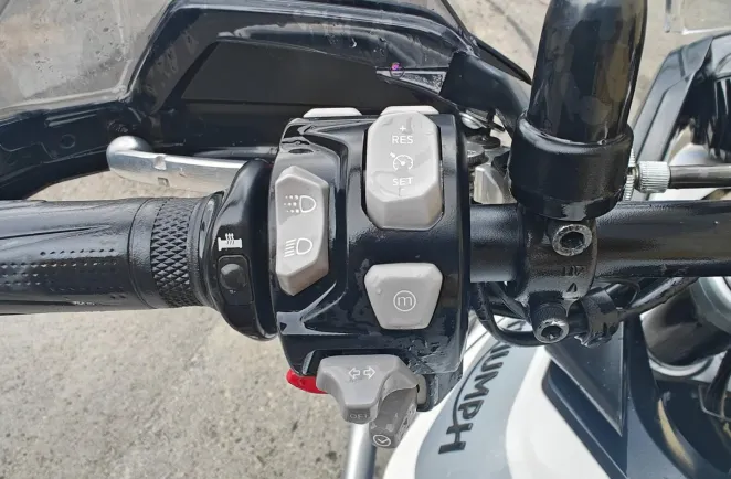 TRIUMPH Tiger 900 GT Pro