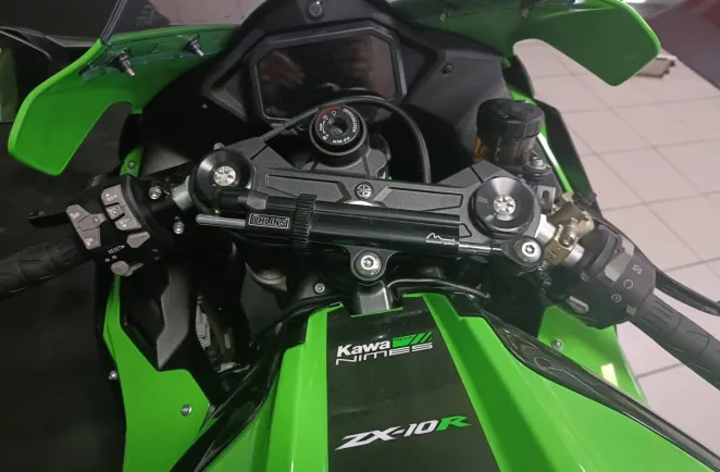 KAWASAKI -10R ( ZX10R ZX10 R )+ GARANTIE 15/12/2027