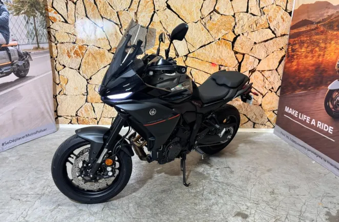 YAMAHA Tracer 7 700 Y-AMT