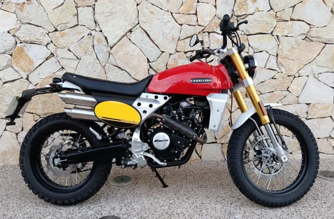 FANTIC 125 Scrambler