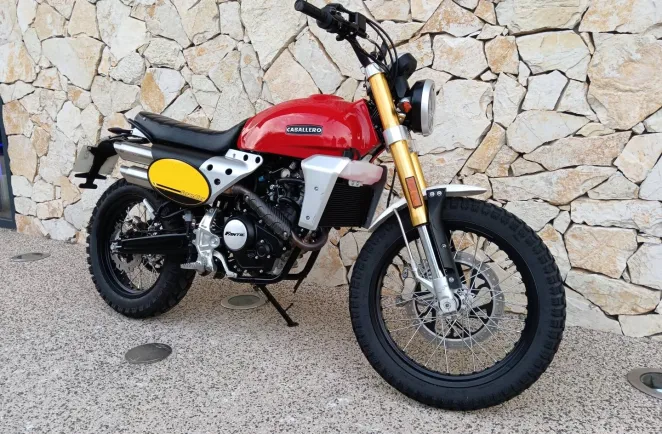 FANTIC 125 Scrambler