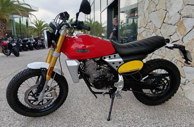 FANTIC 125 Scrambler