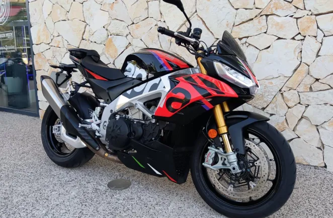 APRILIA 1100 V4 Factory