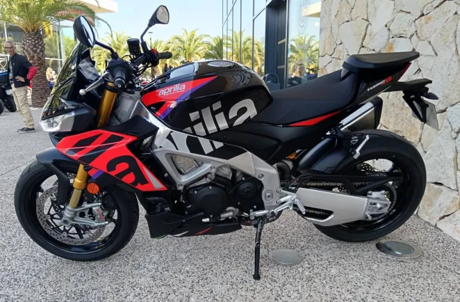 APRILIA 1100 V4 Factory