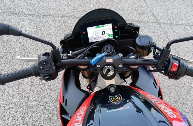 APRILIA 1100 V4 Factory
