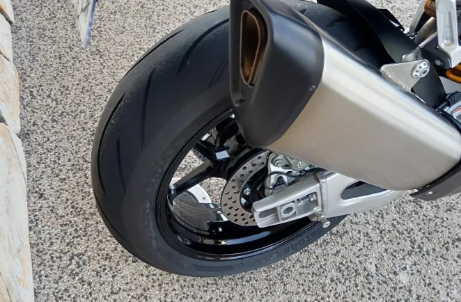 APRILIA 1100 V4 Factory