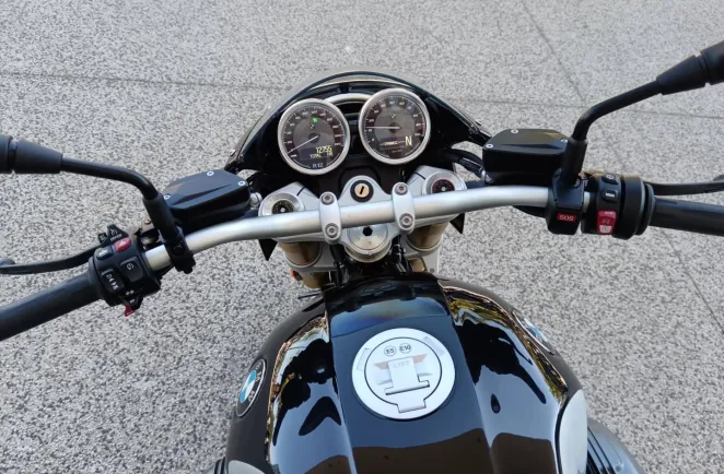 BMW 12 1200 nineT + OPTIONS R12