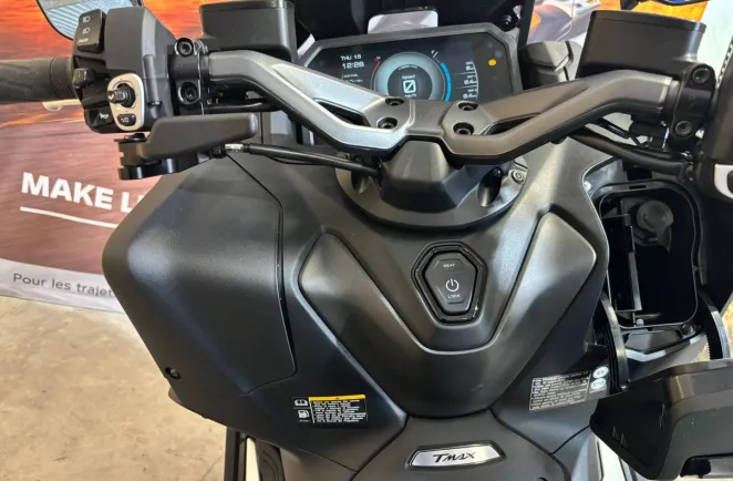 YAMAHA XP TMAX 562 2026