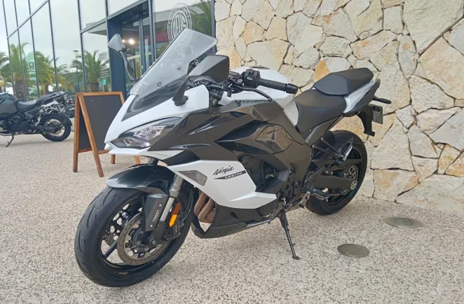 KAWASAKI 1000 SX 2021 Ninja