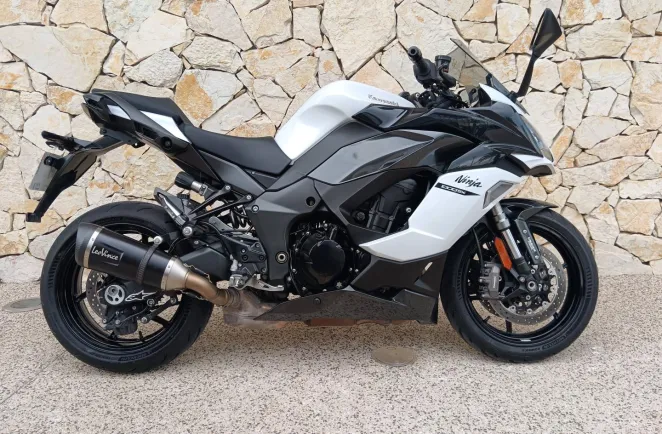 KAWASAKI 1000 SX 2021 Ninja