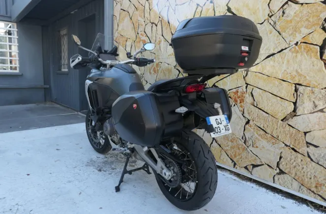 DUCATI V4S Radar Spoked Wheels + Options ( V4 S )