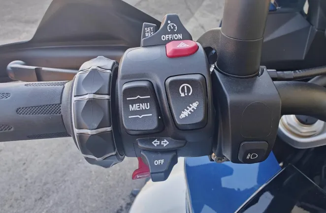 BMW S 1000 XR (S1000XR)