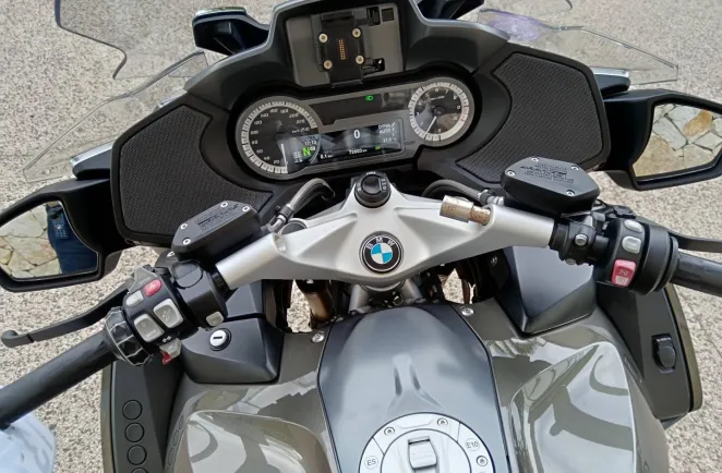 BMW 1250 RT Style Elégance + TOP CASE