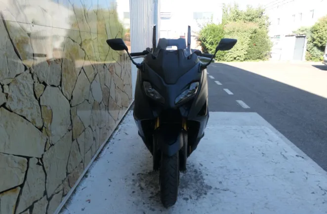 YAMAHA 560 Tech Max TMAX