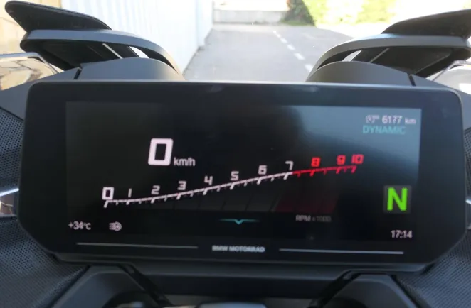 BMW 1250 RT Style Triple Black Finition Pro + Radio + Top Case ( R1250RT )